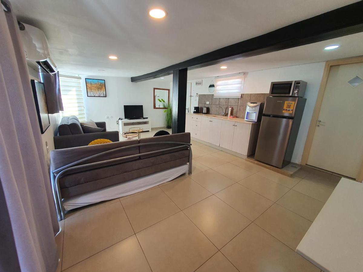 Barak Royal 20 Sea View - ג'קוזי בחצר ומרפסות עם נוף לים *